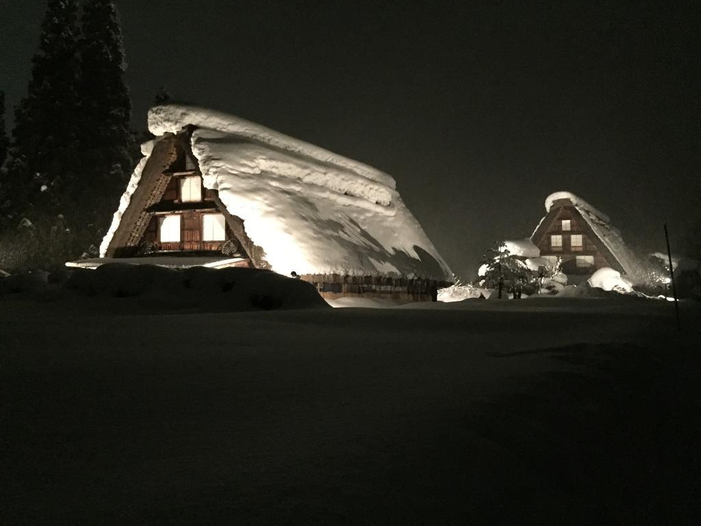 Hôtel 天然 Weni Baiwagō no Tang à Shirakawa-gō Extérieur photo